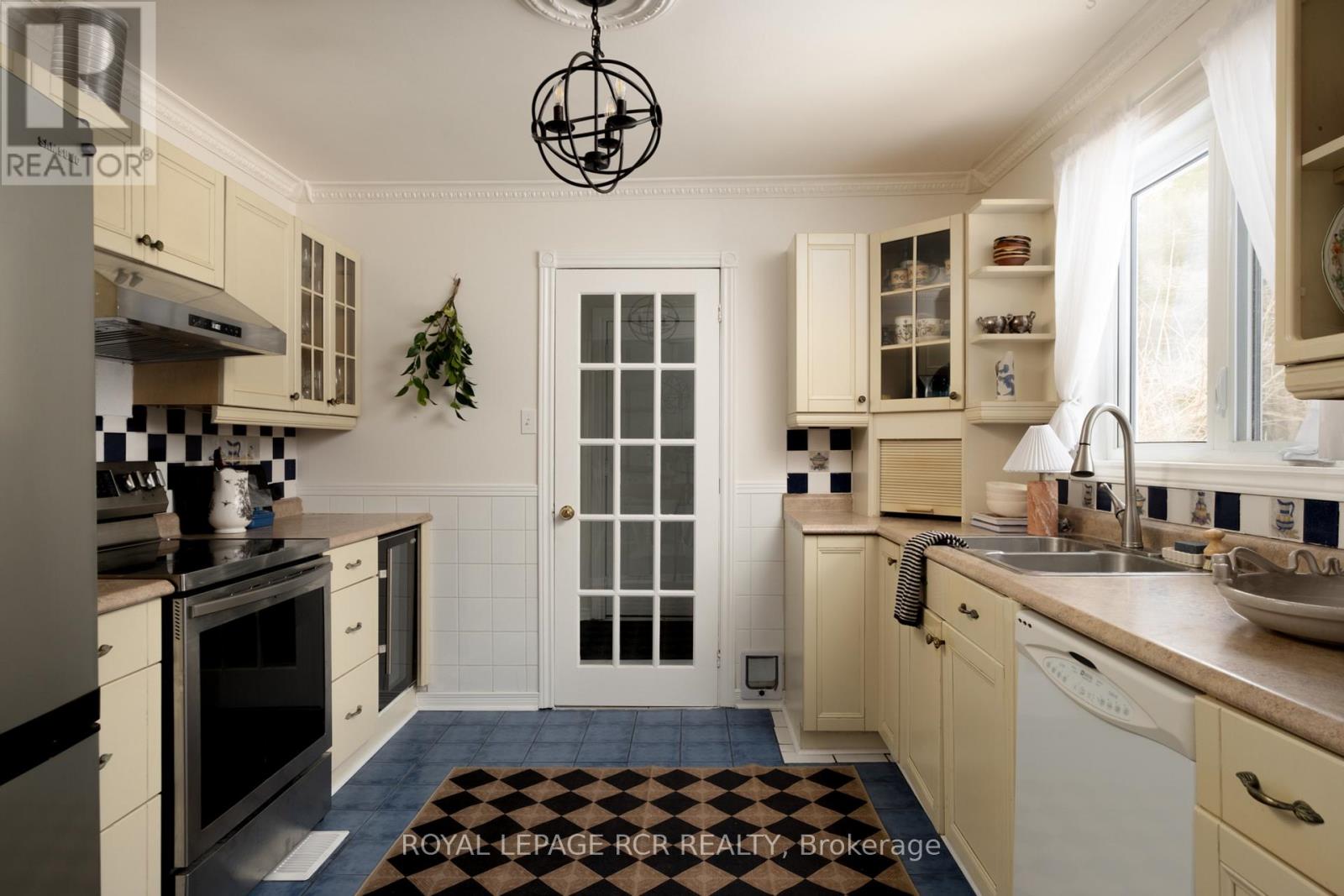 6024 Fourth Line, Erin, Ontario  L0N 1N0 - Photo 25 - X12840164