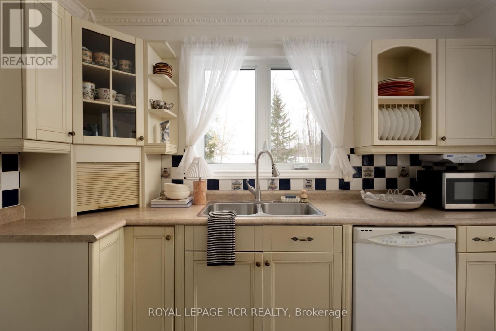 6024 Fourth Line, Erin, Ontario  L0N 1N0 - Photo 27 - X12840164