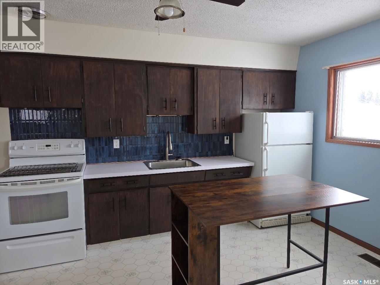 103 Railway Avenue S, Middle Lake, Saskatchewan  S0K 2X0 - Photo 11 - SK029617