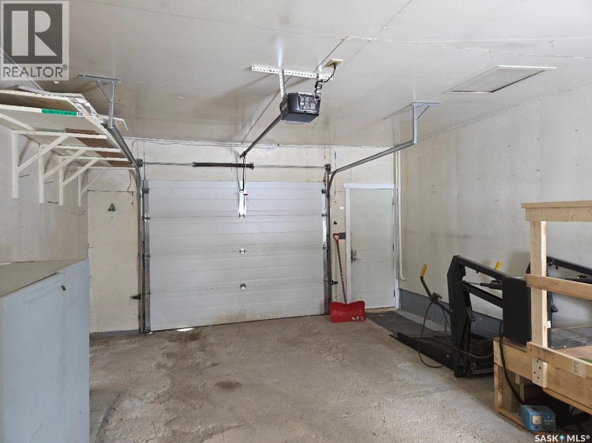 103 Railway Avenue S, Middle Lake, Saskatchewan  S0K 2X0 - Photo 4 - SK029617