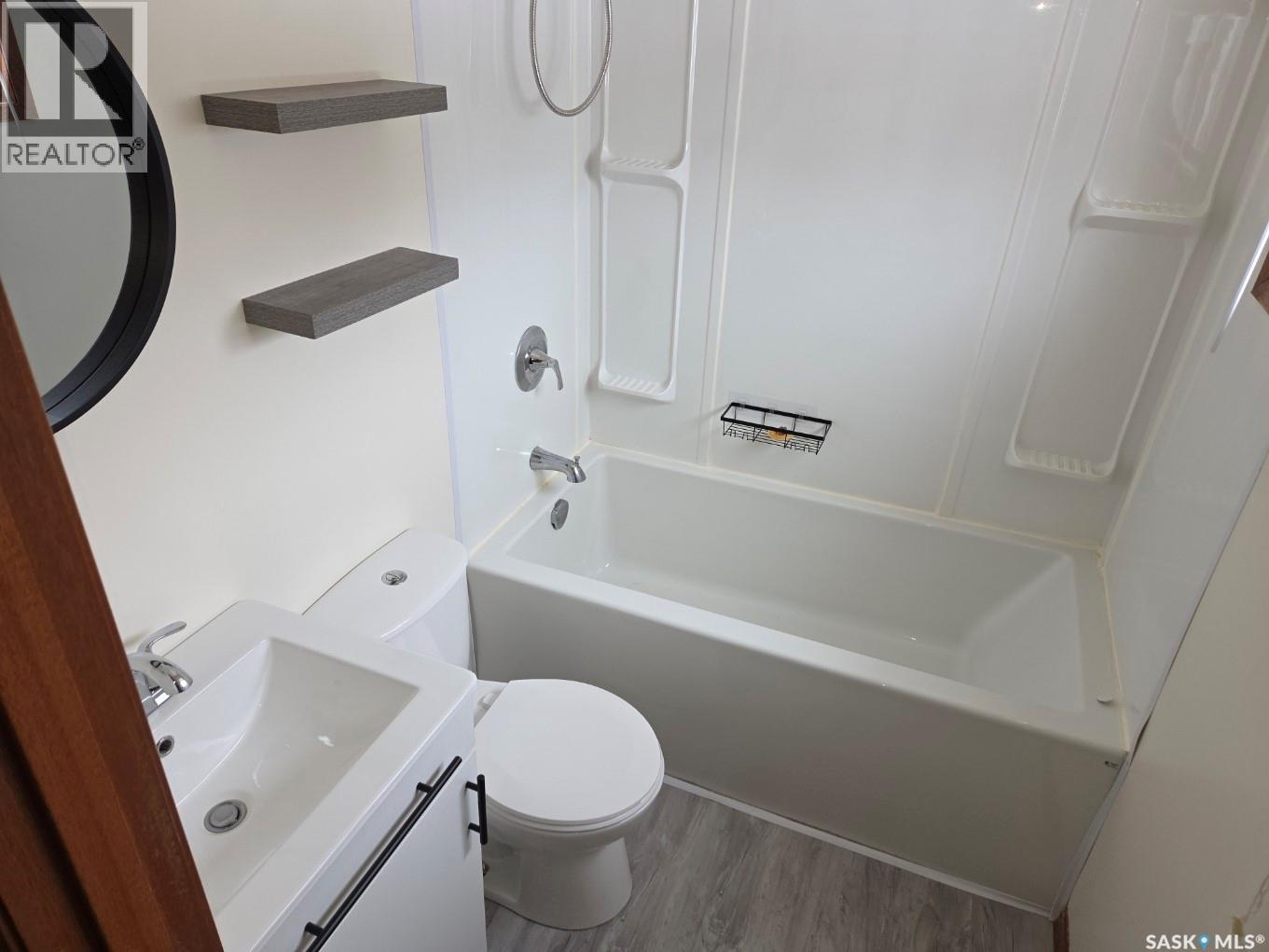 103 Railway Avenue S, Middle Lake, Saskatchewan  S0K 2X0 - Photo 6 - SK029617