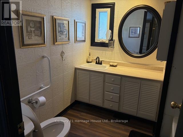 Unit 17  -302694 Douglas Street W, West Grey, Ontario  N0G 1R0 - Photo 12 - X12797560