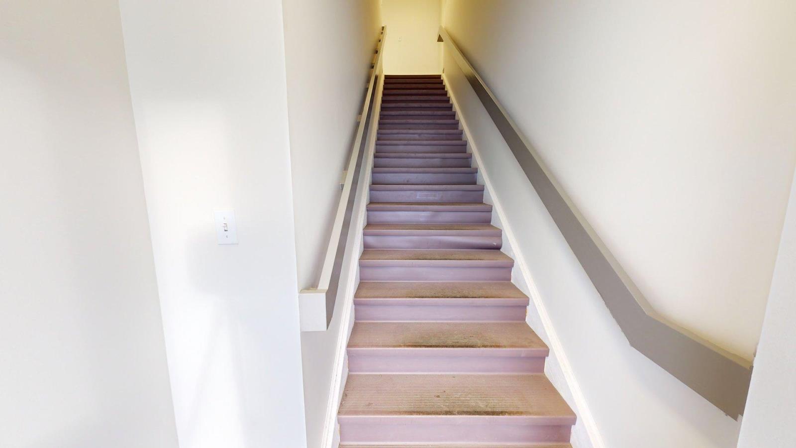 B20 6426 50 Avenue, Drayton Valley, Alberta T7A 0C1 - Photo 11 - 43691153