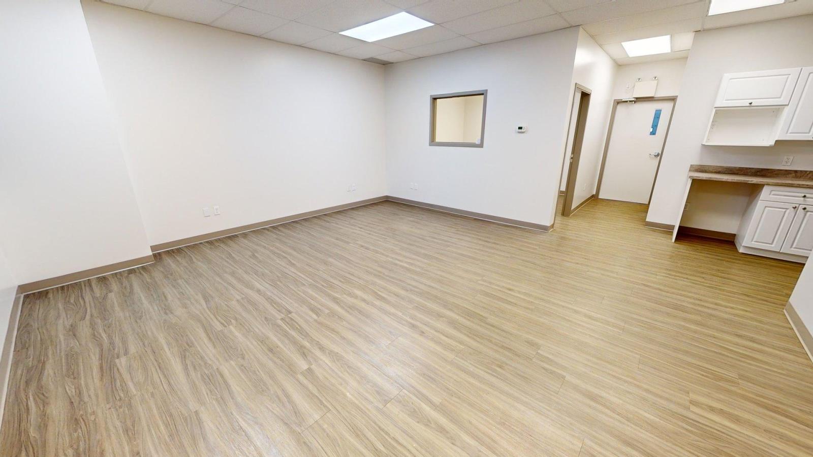 B20 6426 50 Avenue, Drayton Valley, Alberta T7A 0C1 - Photo 2 - 43691153