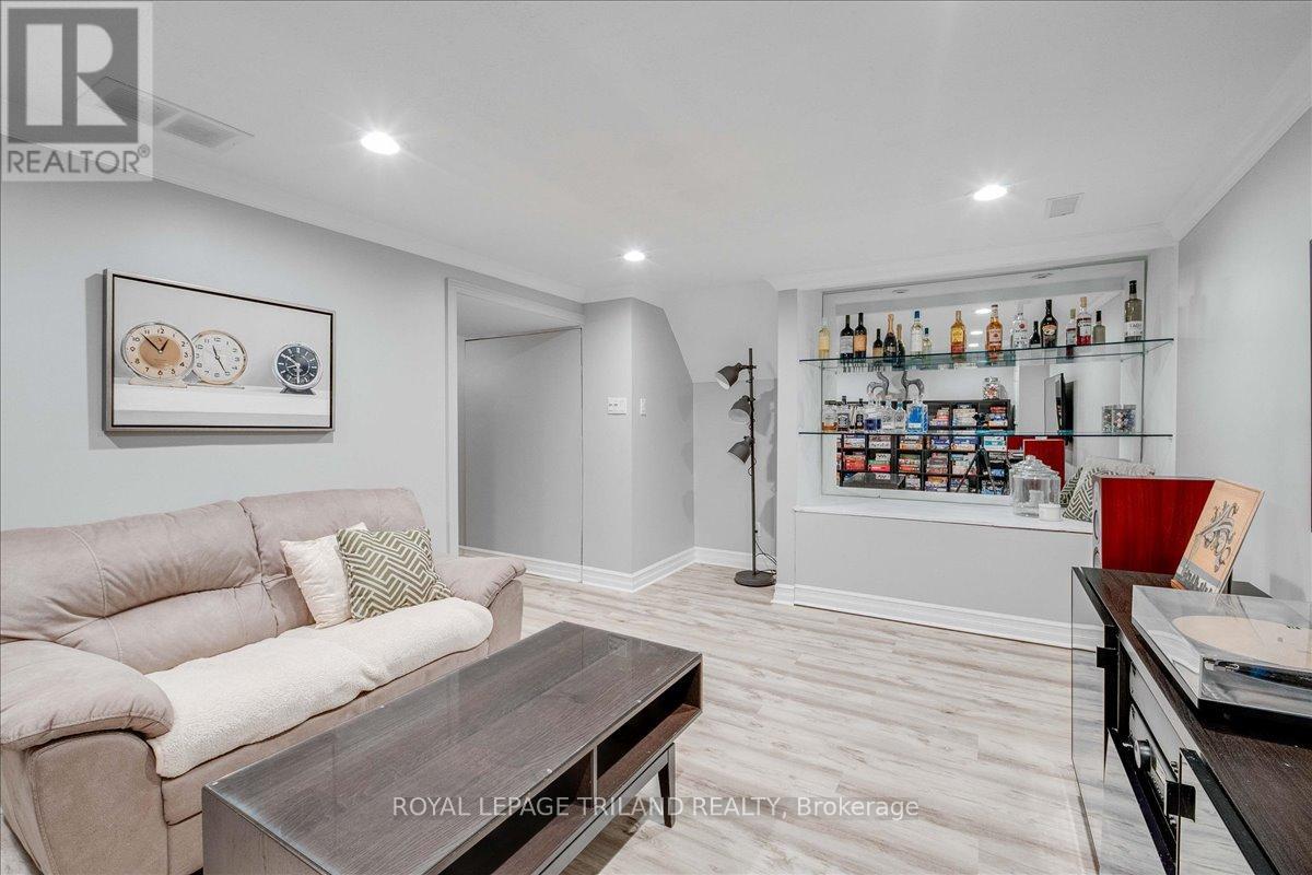 Photo 32 of 43 for 120 - 1330 Jalna Boulevard