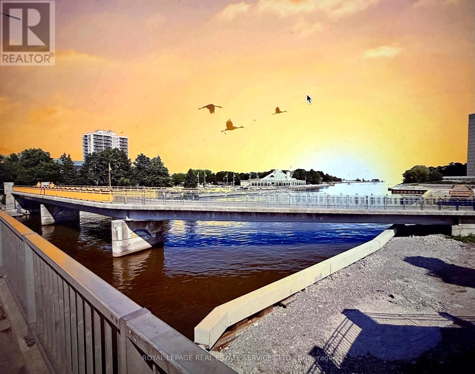 1 - 52 Peter Street, Mississauga, Ontario  L5H 2G8 - Photo 18 - W12812968