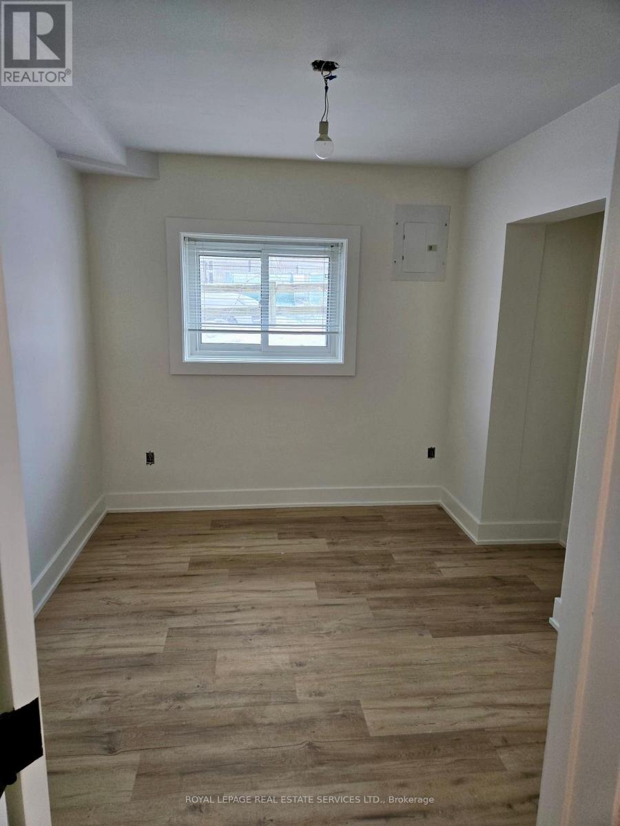 1 - 52 Peter Street, Mississauga, Ontario  L5H 2G8 - Photo 10 - W12812968