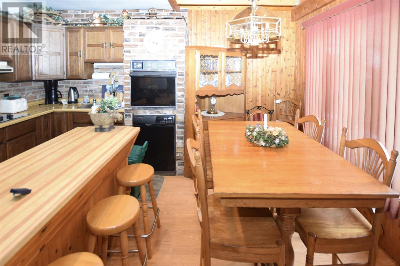 109 Cressey Rd, Thessalon, Ontario  P0R 1L0 - Photo 13 - SM260393