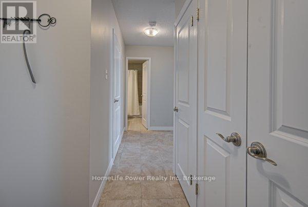 1014 - 1100 Courtland Avenue E, Kitchener, Ontario N2C 2H9 - Photo 4 - X12840308