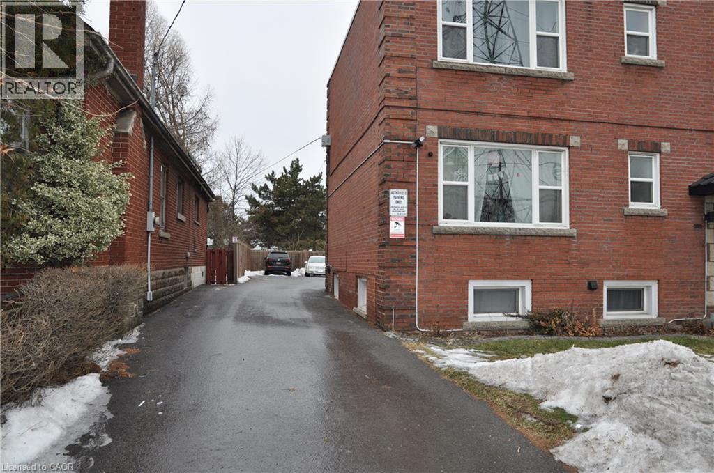 309 Strathearne Avenue, Hamilton, Ontario  L8H 5K8 - Photo 2 - 40805756