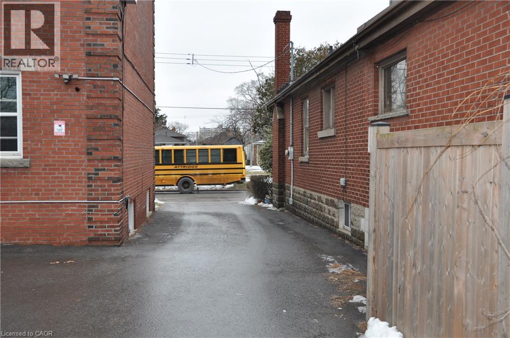 309 Strathearne Avenue, Hamilton, Ontario  L8H 5K8 - Photo 5 - 40805756