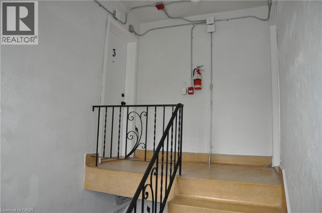 309 Strathearne Avenue, Hamilton, Ontario  L8H 5K8 - Photo 8 - 40805756