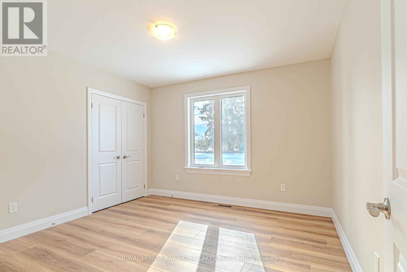 10 Patrick Street, Kawartha Lakes, Ontario  K0M 2B0 - Photo 19 - X12840210