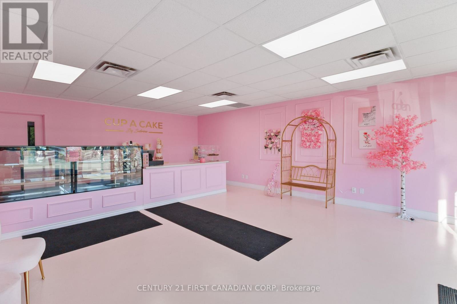 122 - 920 Commissioners Road, London South, Ontario  N5Z 3J1 - Photo 5 - X12840272