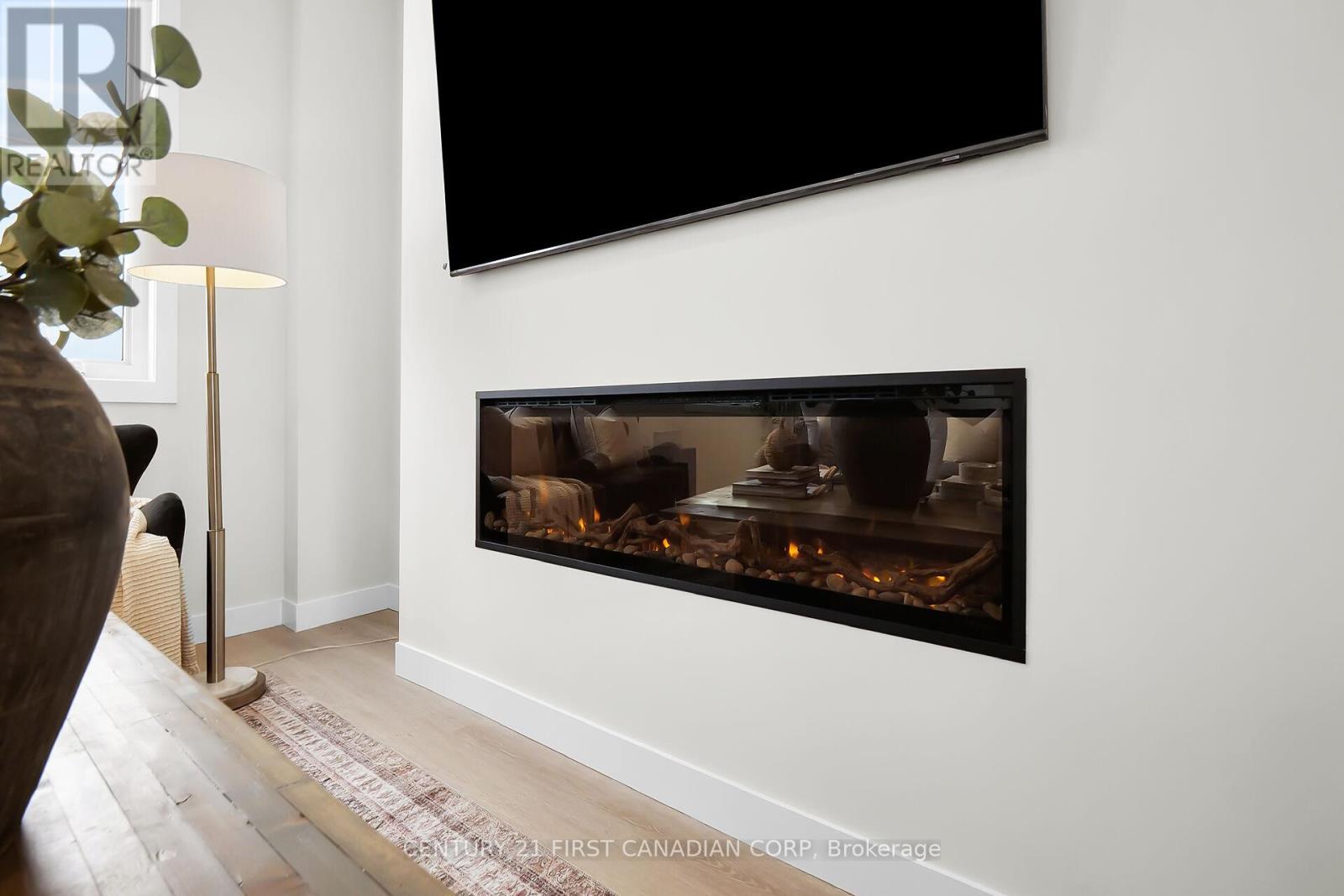 1 - 310 Callaway Road, London North, Ontario  N6G 0N8 - Photo 14 - X12840330