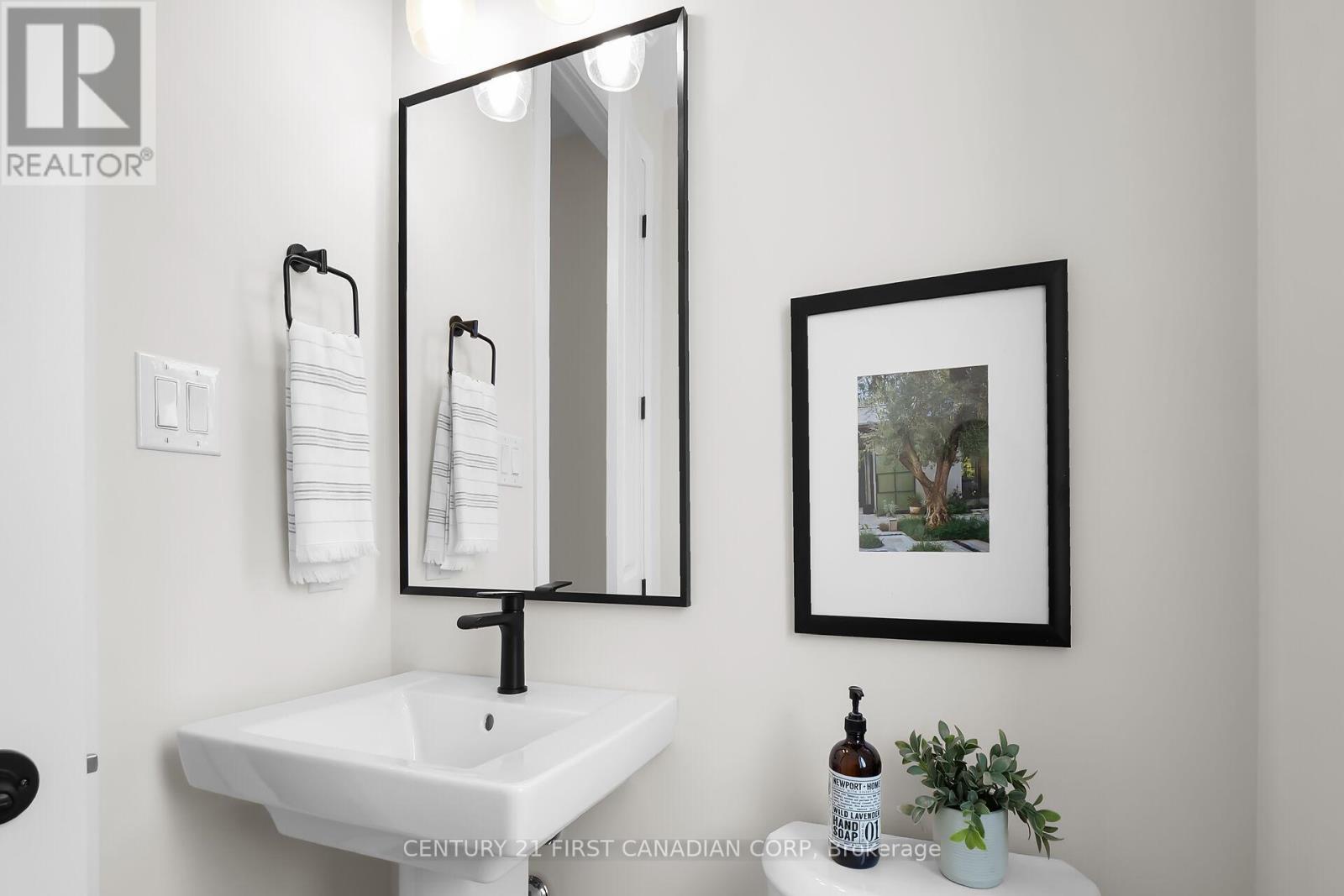 1 - 310 Callaway Road, London North, Ontario  N6G 0N8 - Photo 20 - X12840330