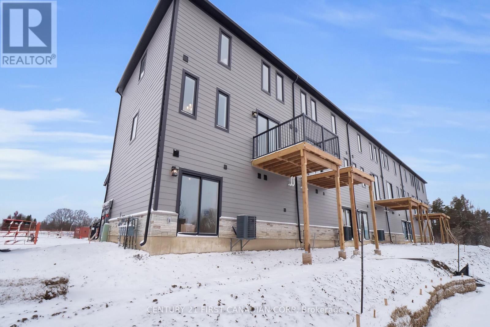 1 - 310 Callaway Road, London North, Ontario  N6G 0N8 - Photo 32 - X12840330