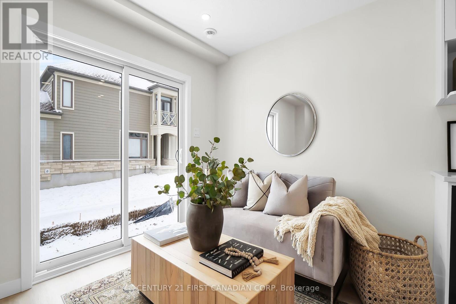 1 - 310 Callaway Road, London North, Ontario  N6G 0N8 - Photo 6 - X12840330