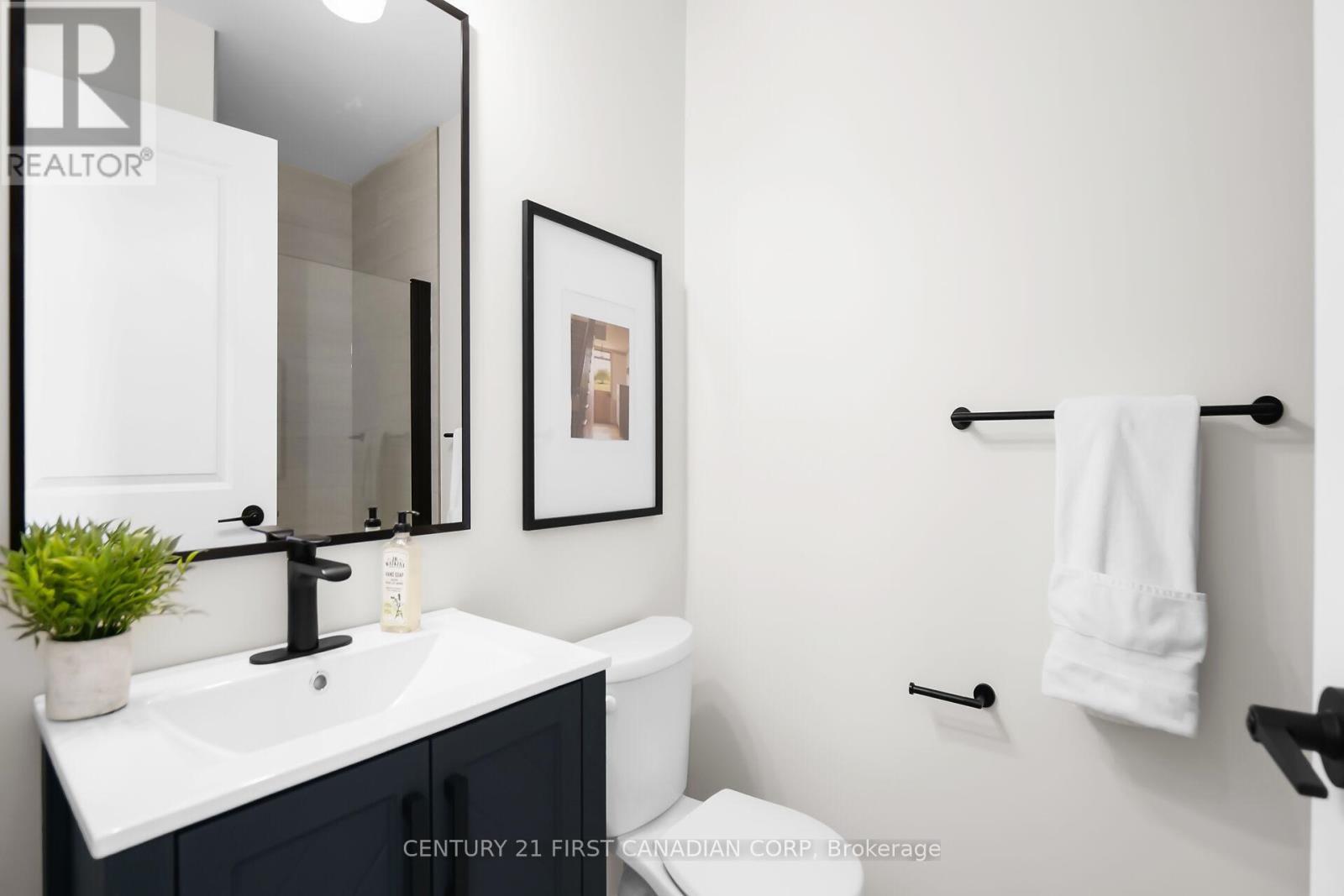 1 - 310 Callaway Road, London North, Ontario  N6G 0N8 - Photo 7 - X12840330