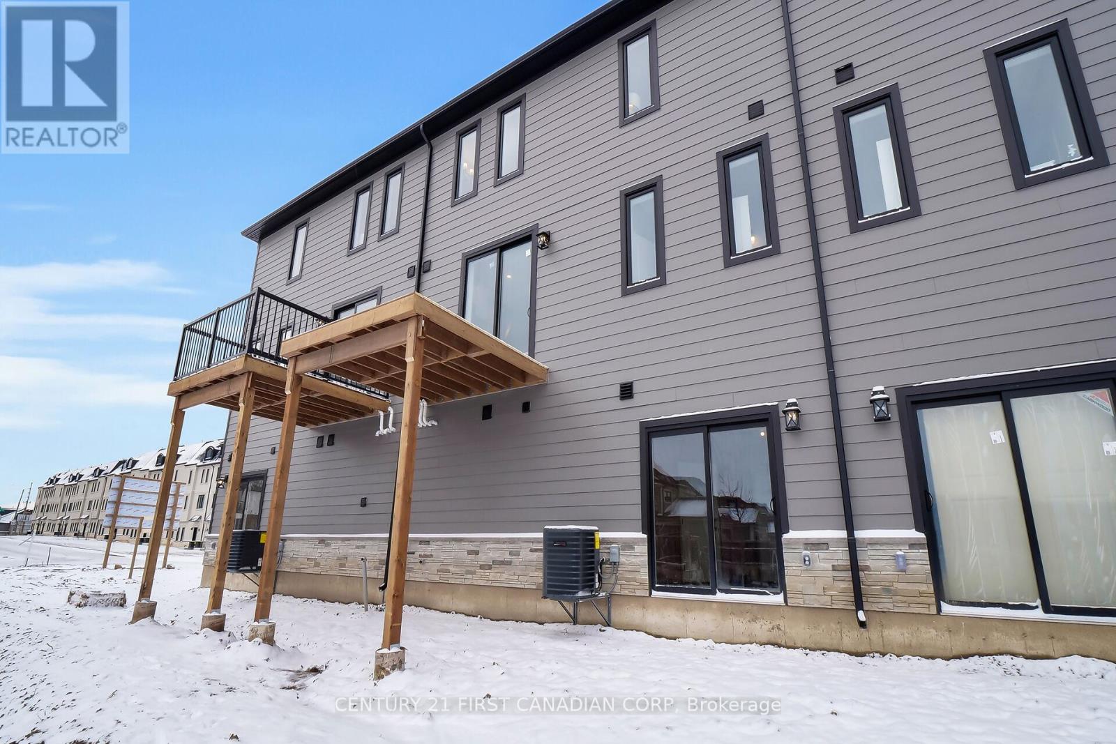 7 - 310 Callaway Road, London North, Ontario  N6G 0N8 - Photo 28 - X12840334