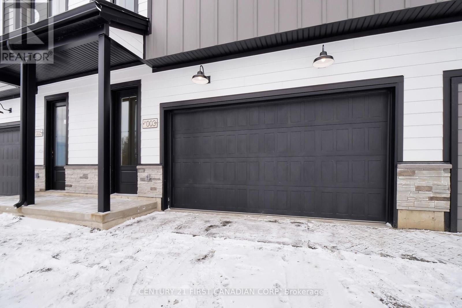 7 - 310 Callaway Road, London North, Ontario  N6G 0N8 - Photo 4 - X12840334