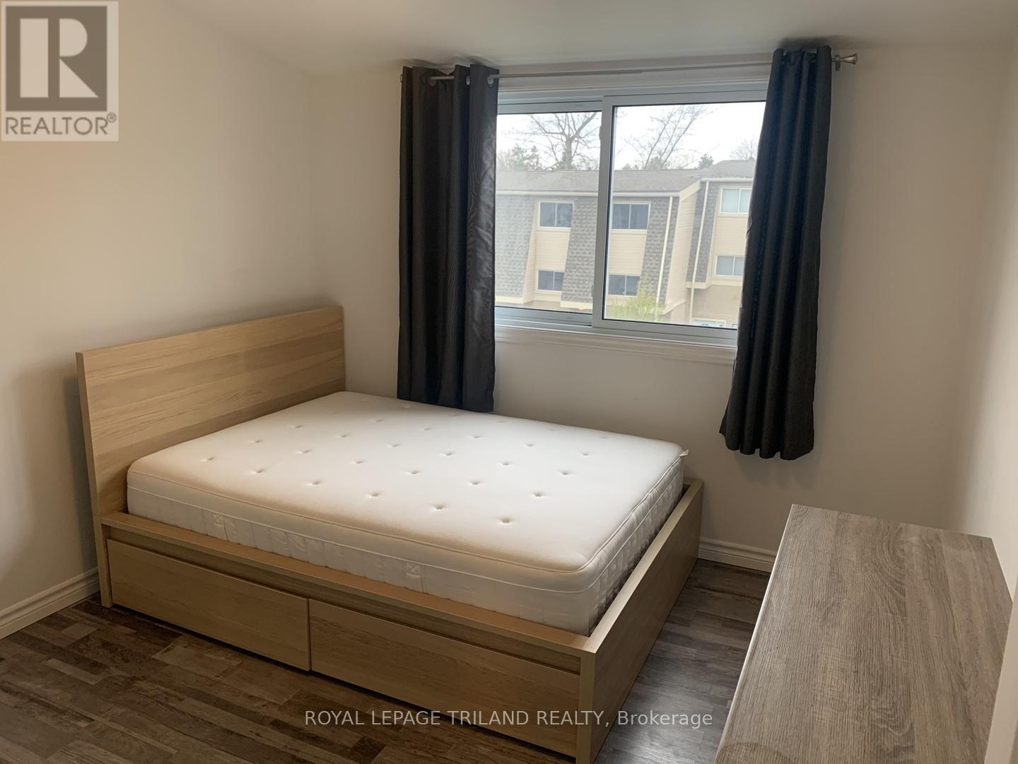 29 - 1460 Limberlost Road, London North, Ontario  N6G 3C6 - Photo 12 - X12840384