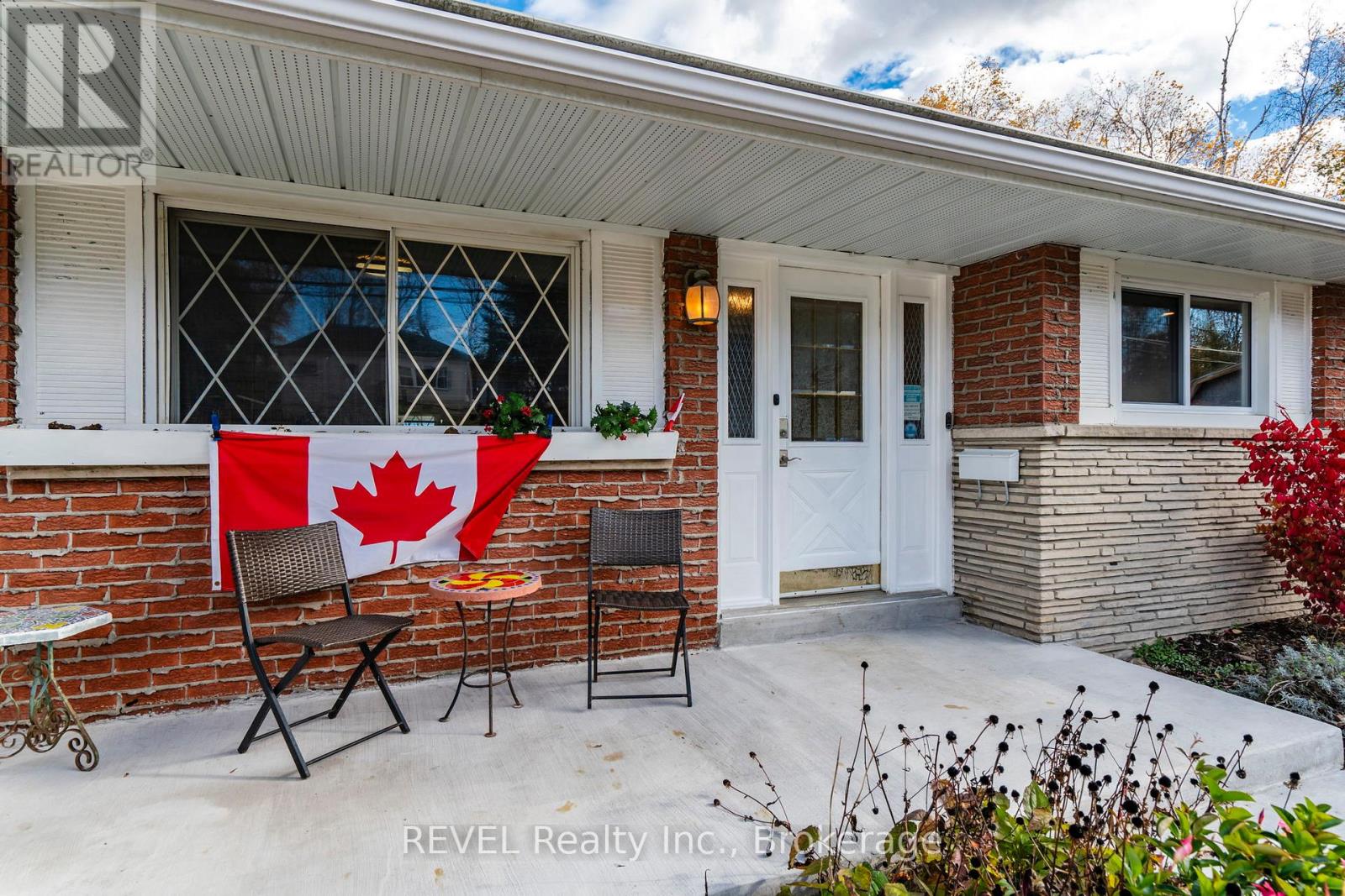 635 William Street, Midland, Ontario  L4R 2S7 - Photo 3 - S12840440