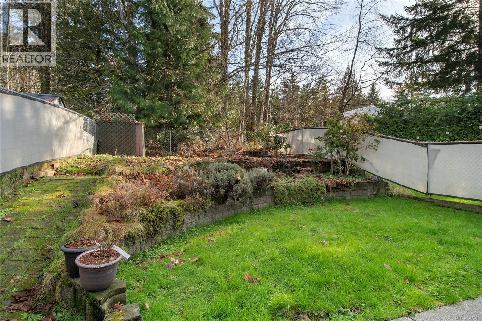 A 2320 Embleton Cres, Courtenay, British Columbia  V9N 8W9 - Photo 36 - 1025938