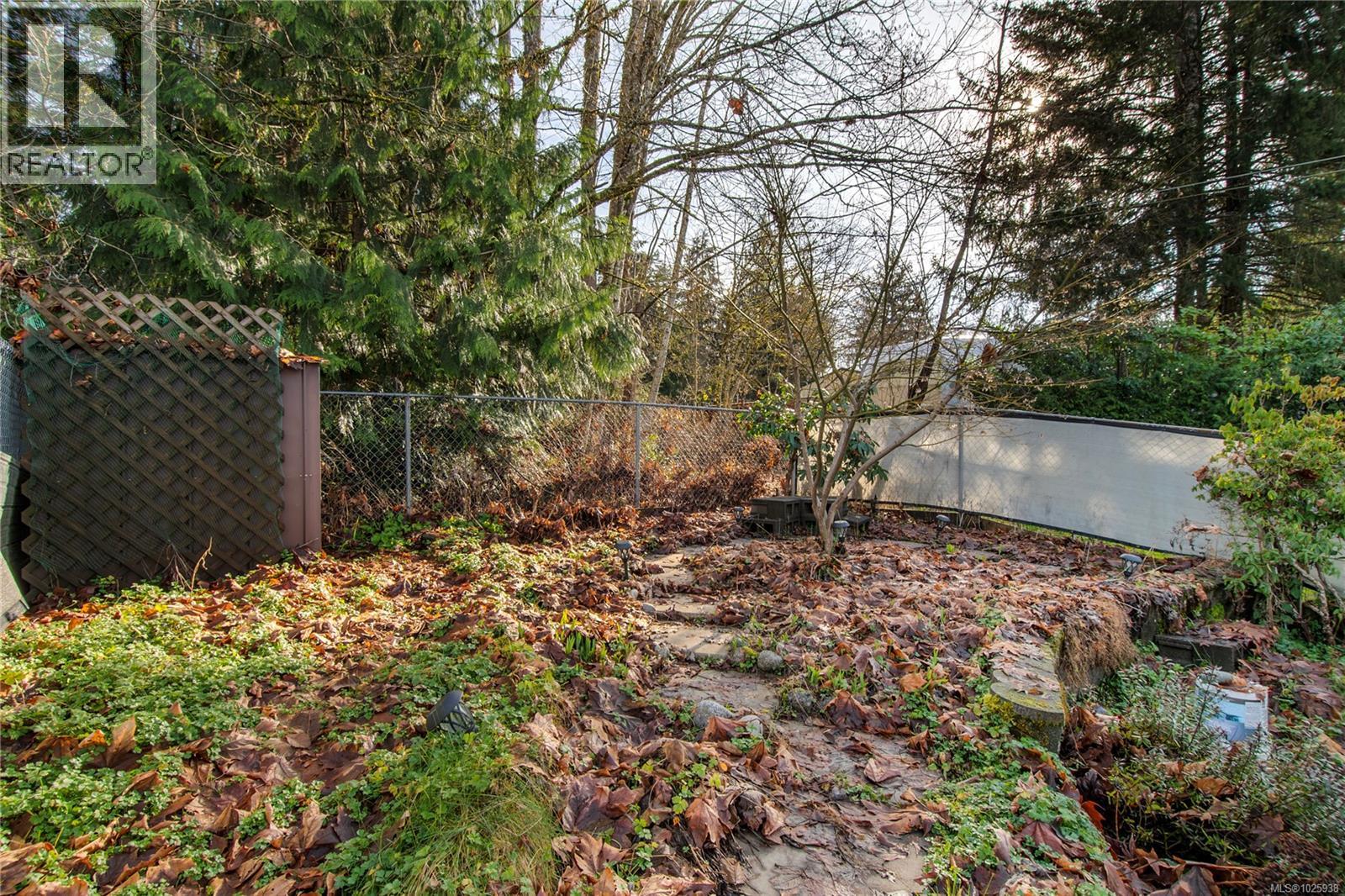 A 2320 Embleton Cres, Courtenay, British Columbia  V9N 8W9 - Photo 37 - 1025938