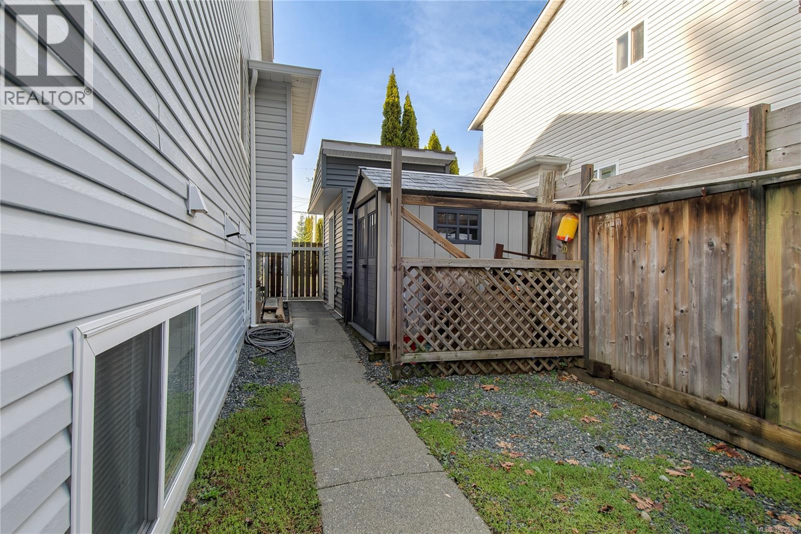 A 2320 Embleton Cres, Courtenay, British Columbia  V9N 8W9 - Photo 38 - 1025938