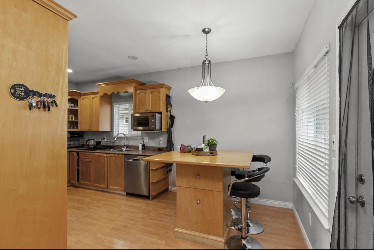 8530 Fennell Street, Mission, British Columbia  V4S 1M2 - Photo 8 - R3071760