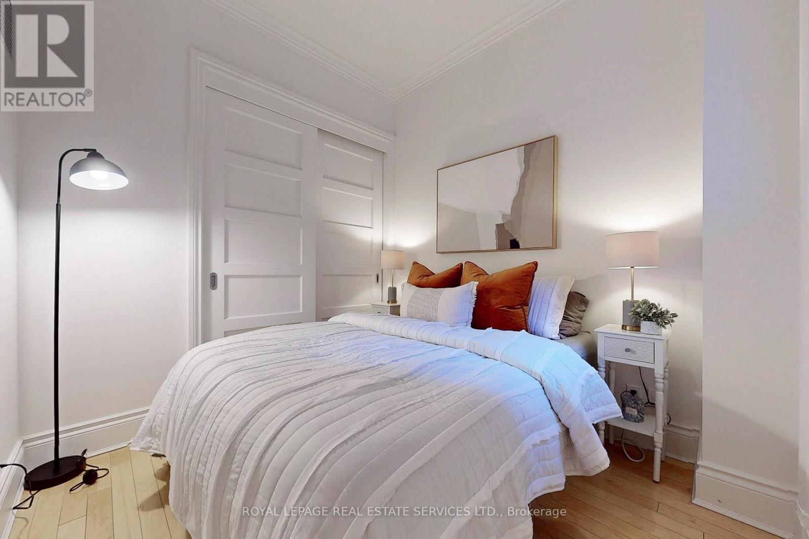 316 - 22 Leader Lane, Toronto, Ontario  M5E 0B2 - Photo 15 - C12840196