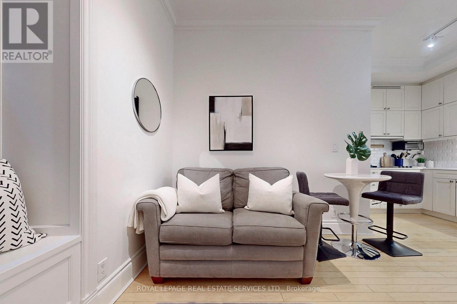 316 - 22 Leader Lane, Toronto, Ontario  M5E 0B2 - Photo 5 - C12840196