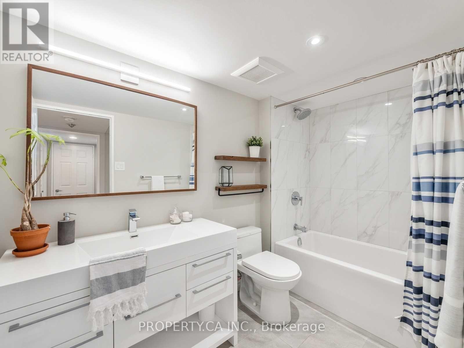 Ph11 - 701 King Street W, Toronto, Ontario  M5V 2W7 - Photo 19 - C12840230