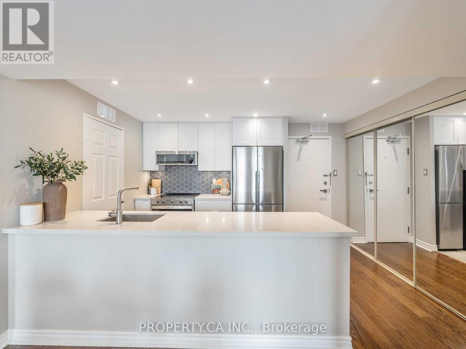 Ph11 - 701 King Street W, Toronto, Ontario  M5V 2W7 - Photo 3 - C12840230