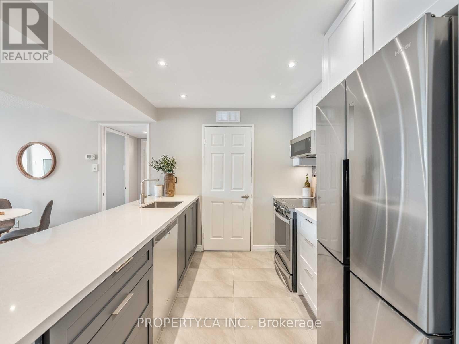 Ph11 - 701 King Street W, Toronto, Ontario  M5V 2W7 - Photo 4 - C12840230