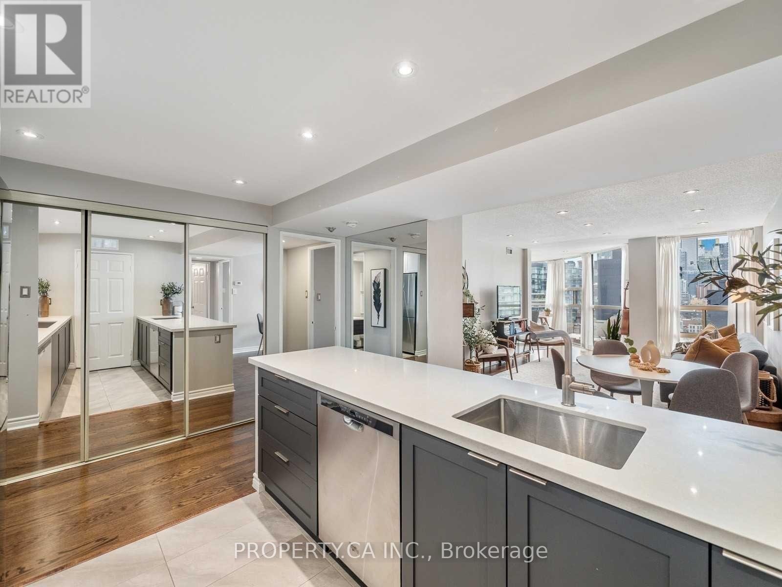 Ph11 - 701 King Street W, Toronto, Ontario  M5V 2W7 - Photo 7 - C12840230