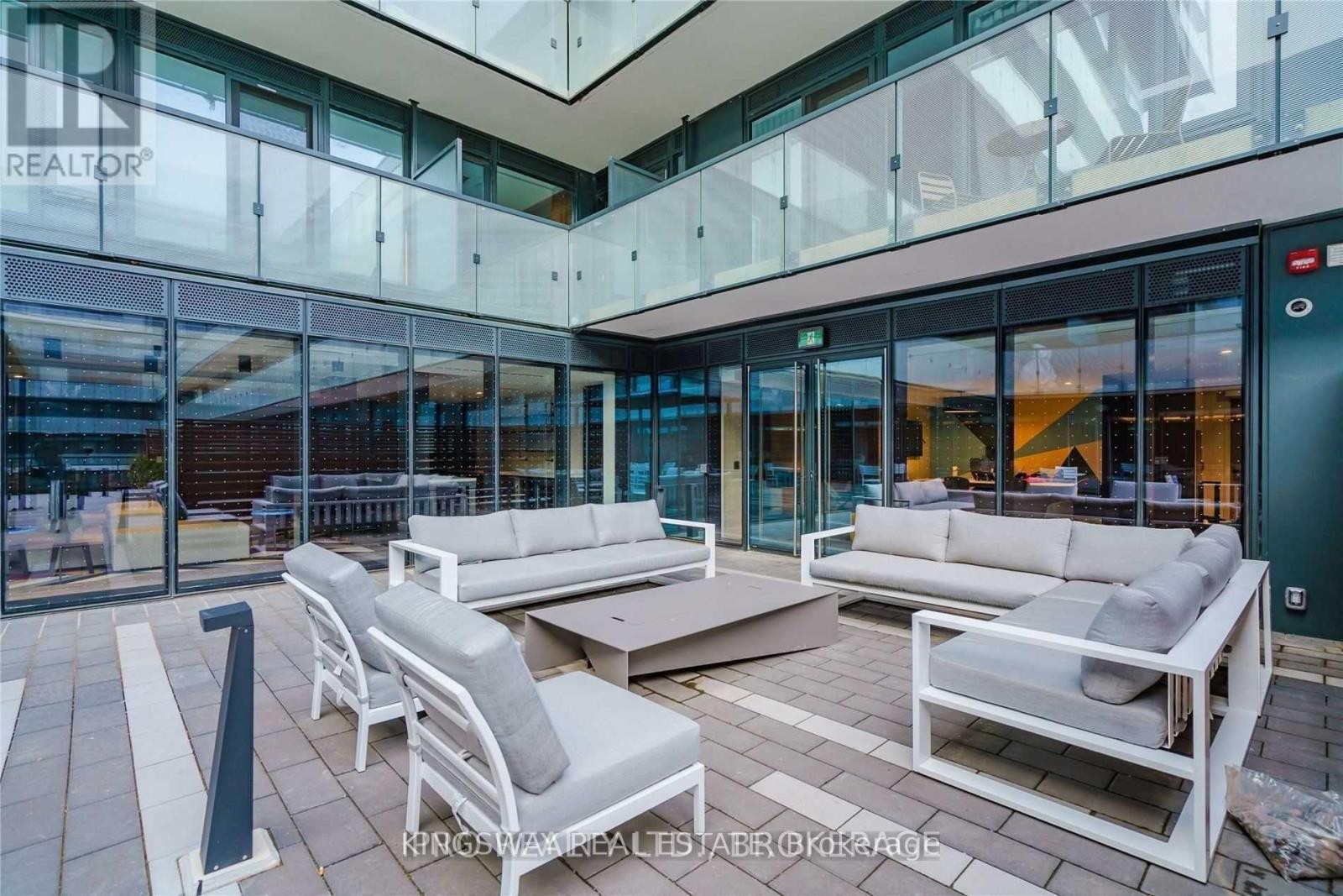 S803 - 180 Mill Street, Toronto, Ontario  M5A 0V7 - Photo 32 - C12840286