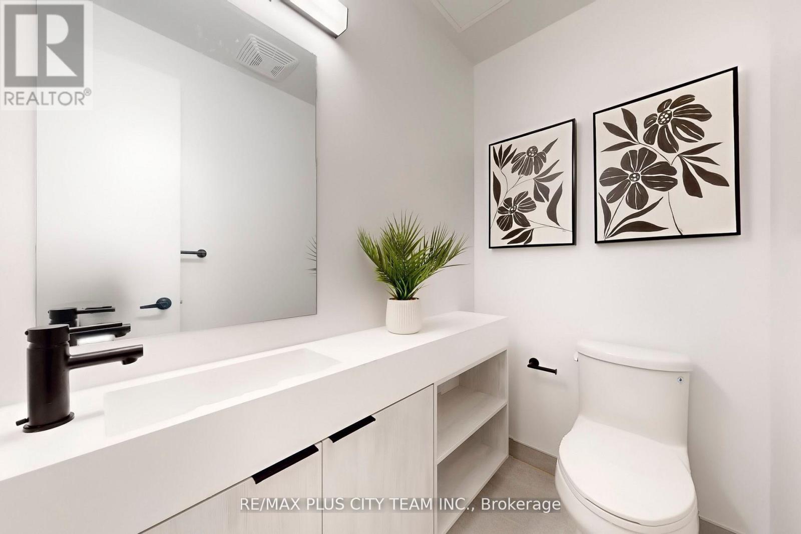 118 Peter Street, Toronto, Ontario  M5V 2G7 - Photo 9 - C12840332