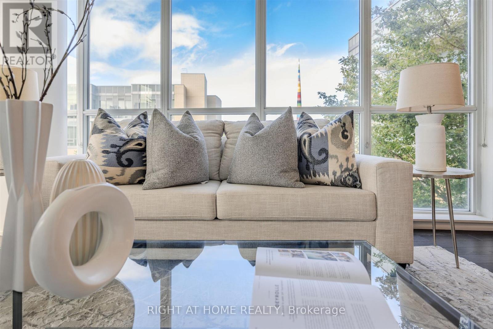 206 - 70 Forest Manor Road, Toronto, Ontario  M2J 0A9 - Photo 1 - C12840358