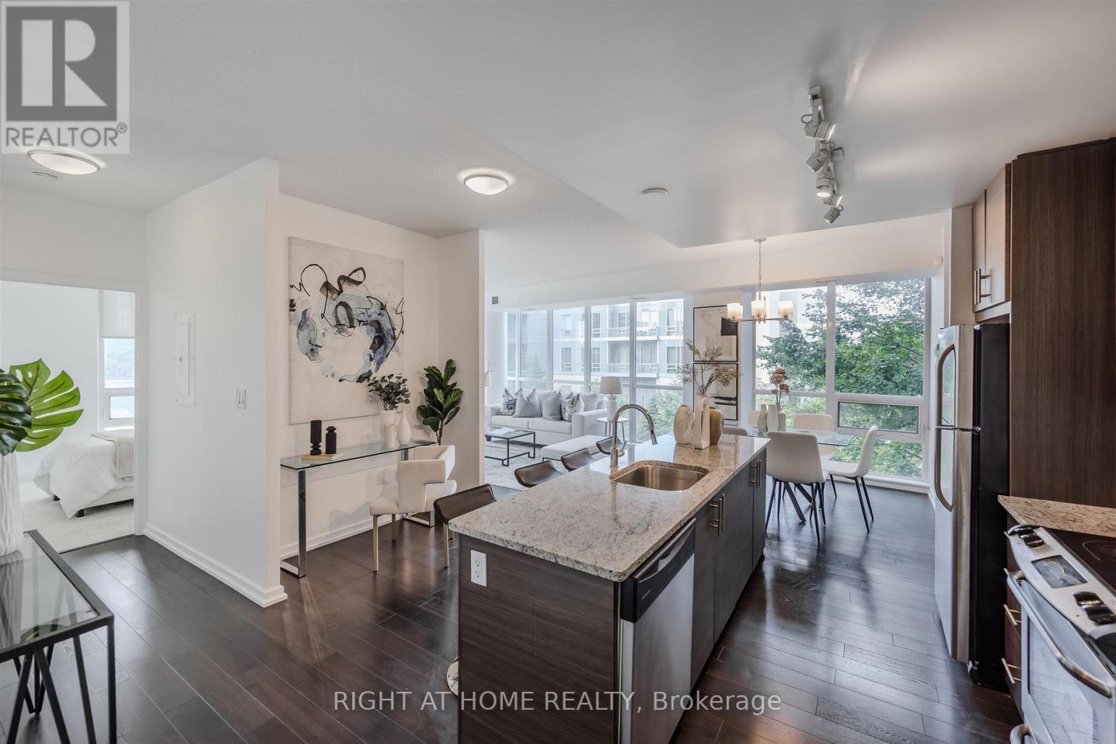 206 - 70 Forest Manor Road, Toronto, Ontario  M2J 0A9 - Photo 11 - C12840358