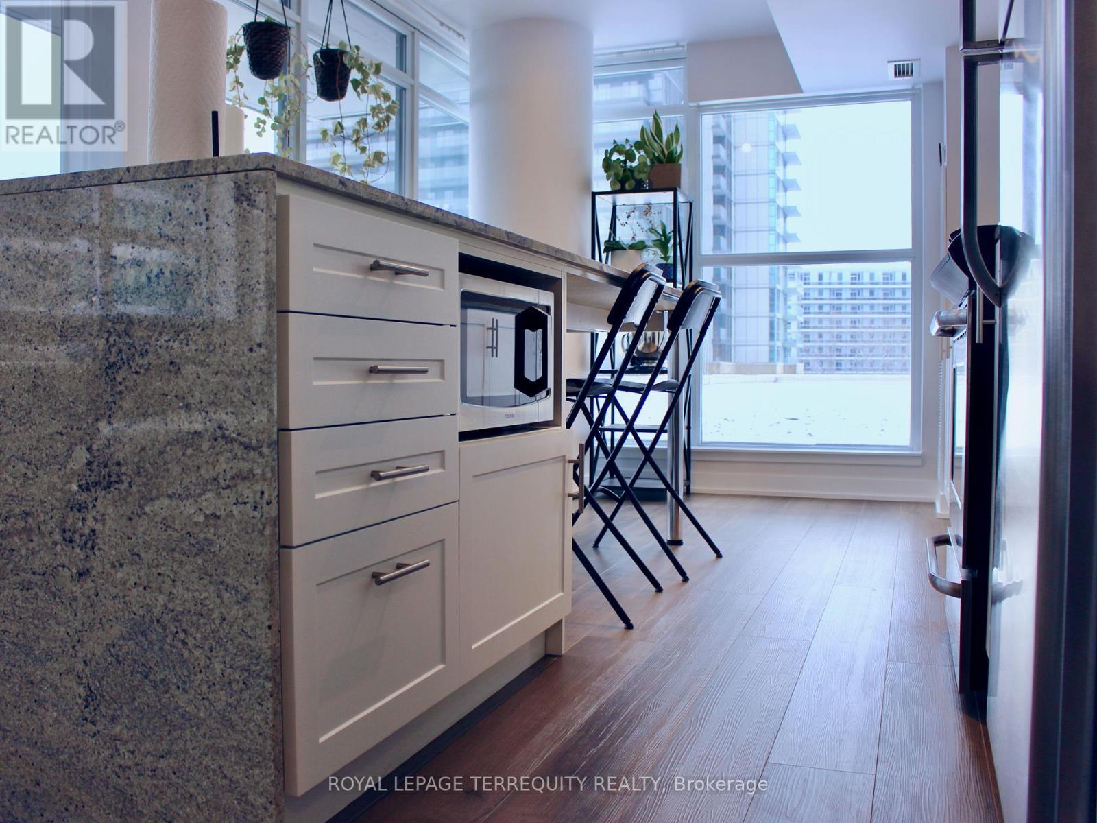 221 - 19 Singer Court, Toronto, Ontario  M2K 0B2 - Photo 13 - C12840366