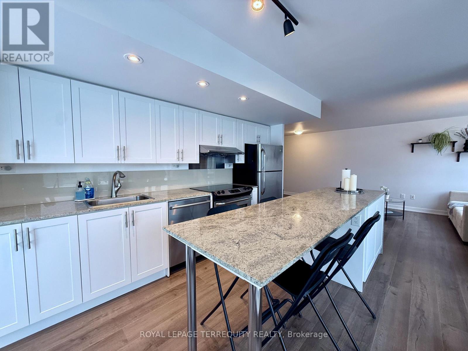 221 - 19 Singer Court, Toronto, Ontario  M2K 0B2 - Photo 16 - C12840366