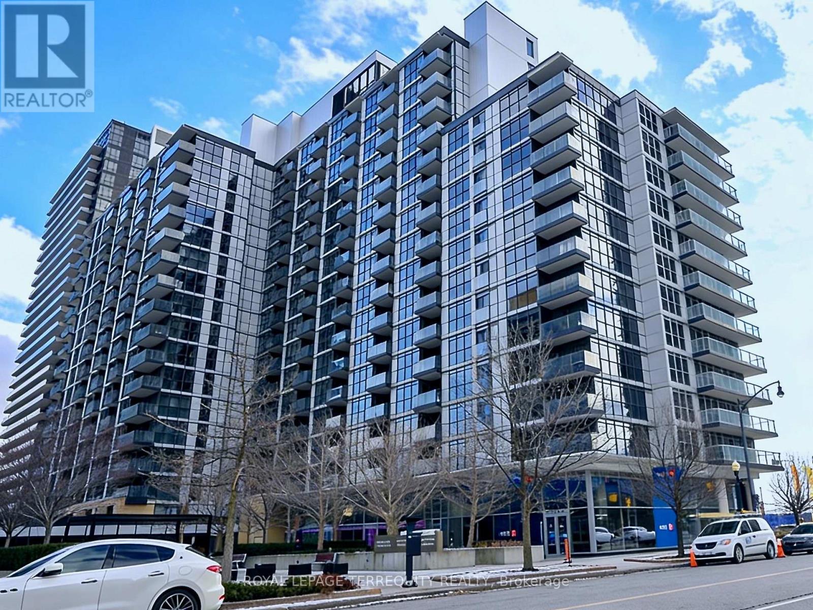 221 - 19 Singer Court, Toronto, Ontario  M2K 0B2 - Photo 2 - C12840366