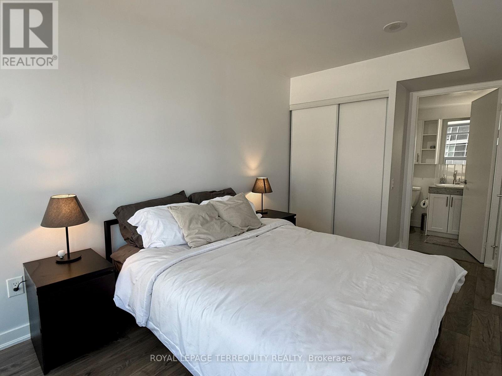 221 - 19 Singer Court, Toronto, Ontario  M2K 0B2 - Photo 25 - C12840366