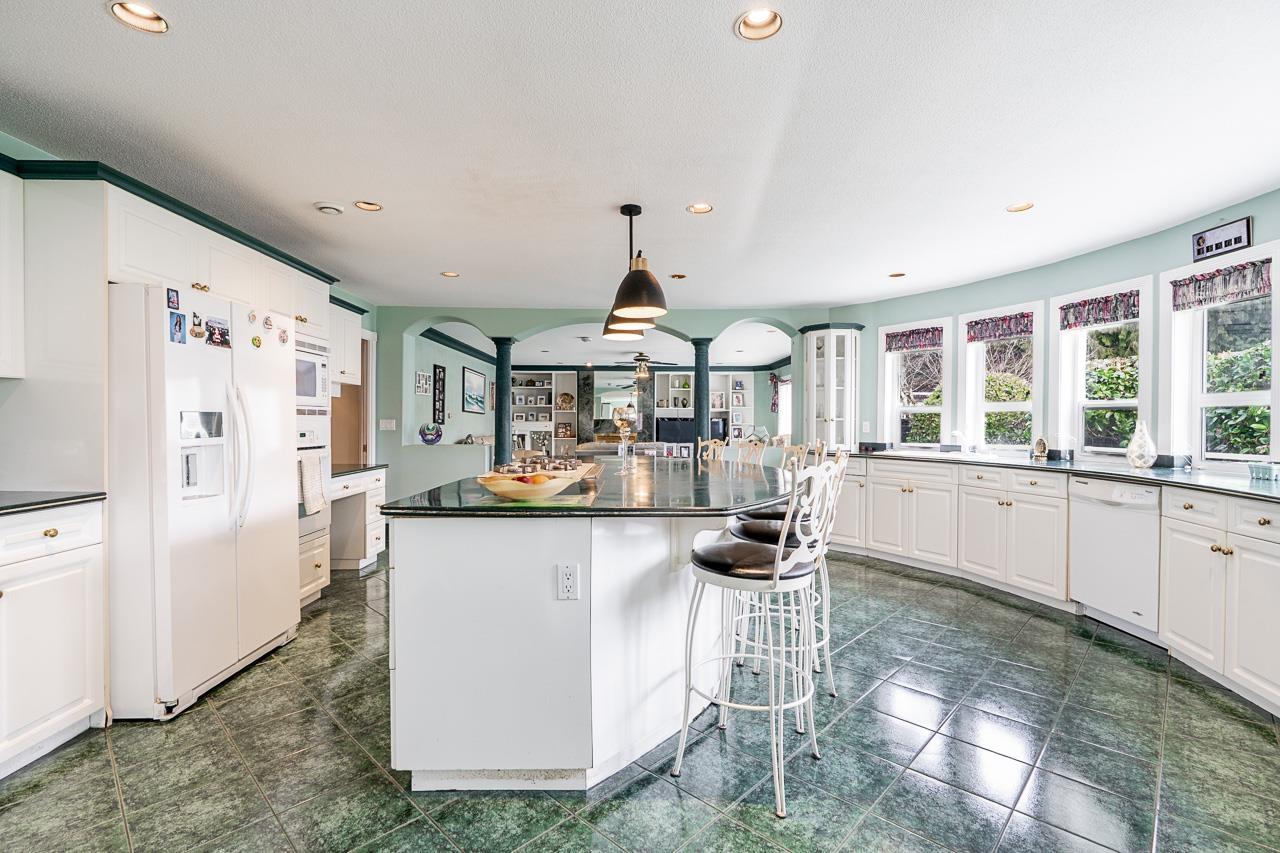 5658 124 Street, Surrey, British Columbia  V3X 3H3 - Photo 8 - R3083914