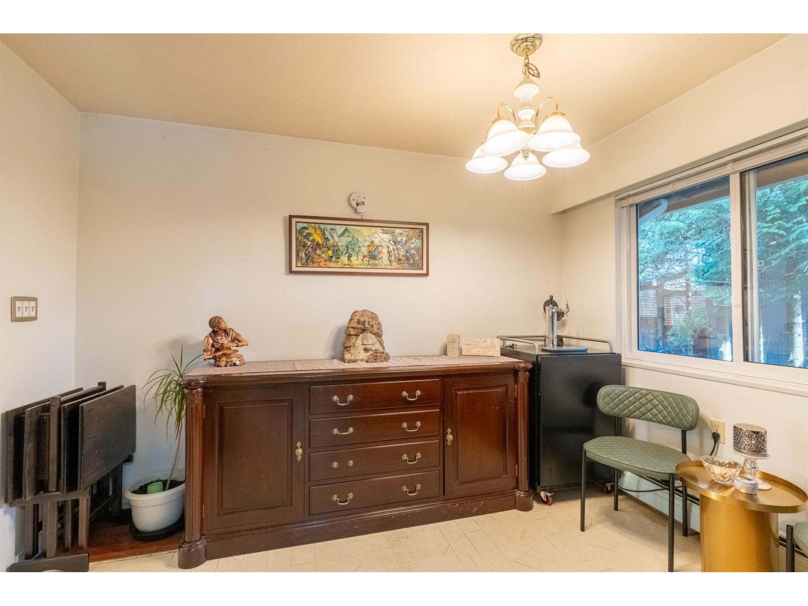 1510 134a Street, Surrey, British Columbia  V4A 5P2 - Photo 5 - R3094952