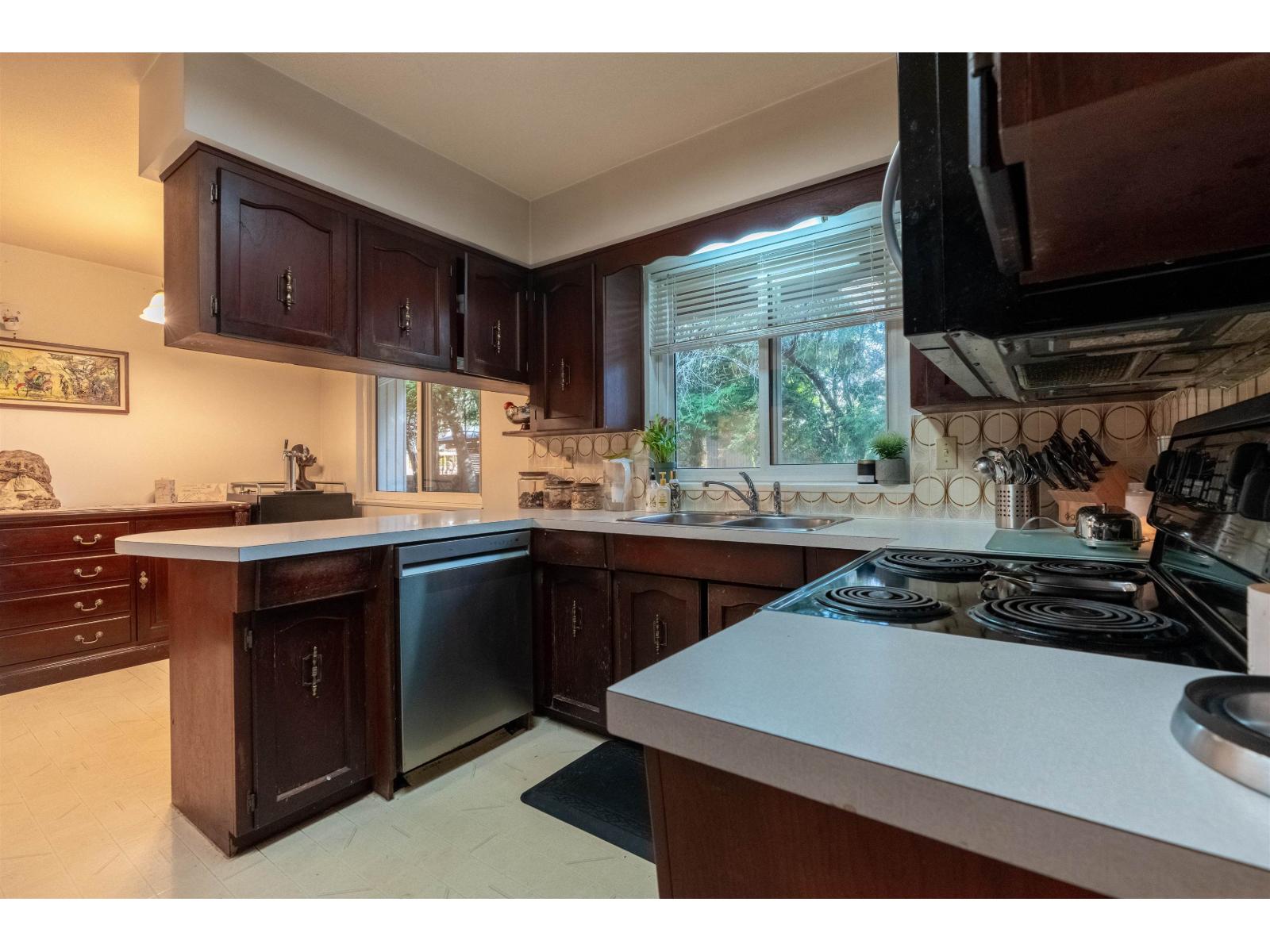 1510 134a Street, Surrey, British Columbia  V4A 5P2 - Photo 9 - R3094952