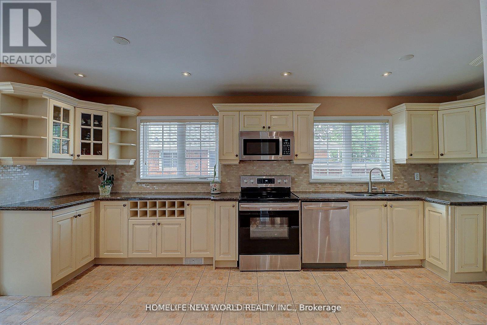 - Main - 3 Lynn Gate Crescent, Toronto, Ontario  M1T 2E2 - Photo 5 - E12840174