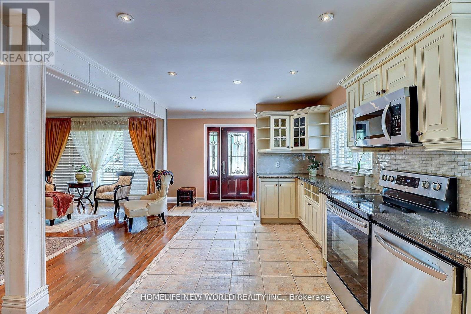 - Main - 3 Lynn Gate Crescent, Toronto, Ontario  M1T 2E2 - Photo 8 - E12840174